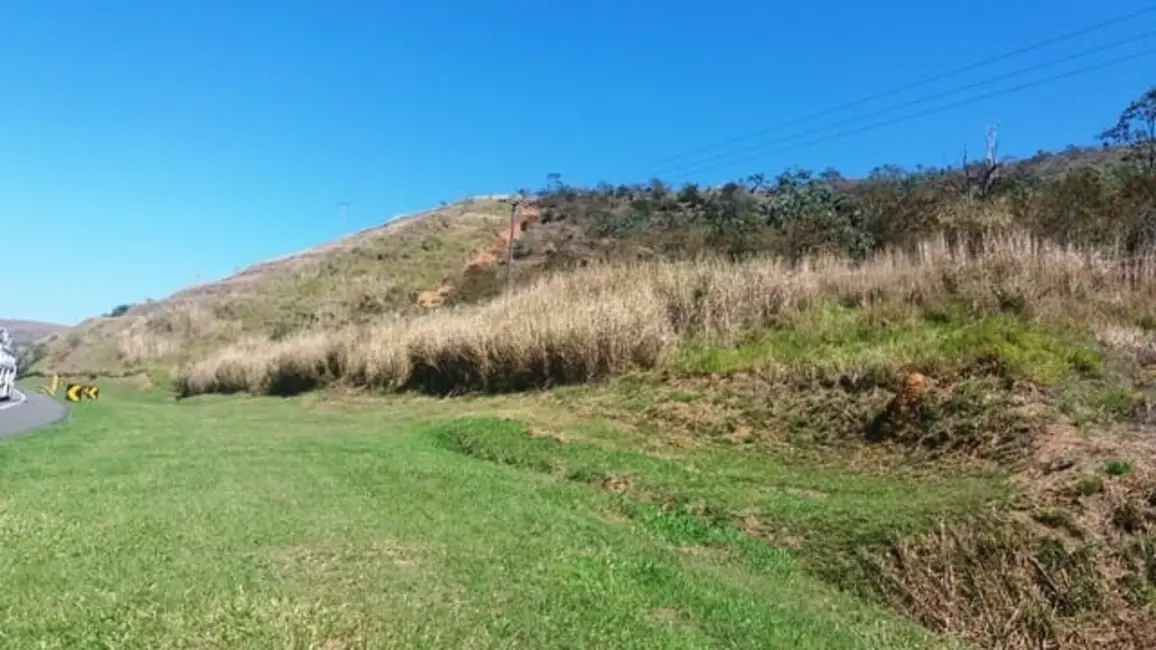 Foto 25 de Chácara à venda em Lavrinhas - SP