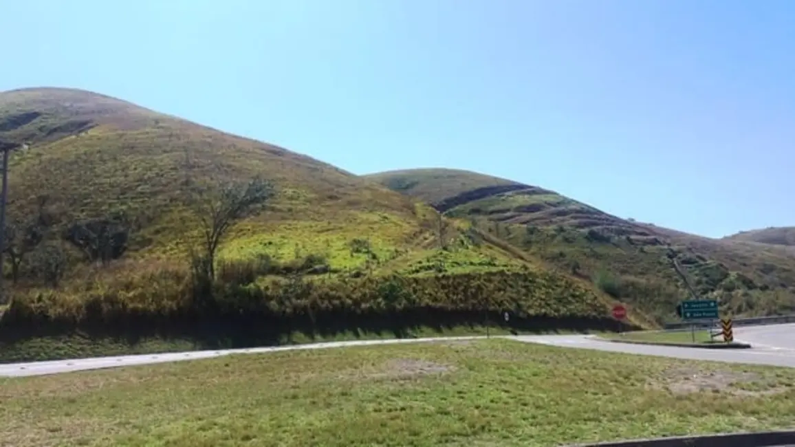 Foto 18 de Chácara à venda em Lavrinhas - SP