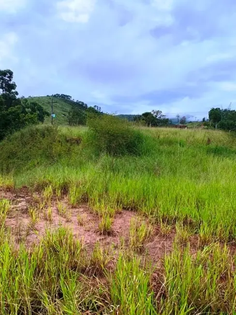 Chácara à venda, 1667m2 em Goiabal, Pindamonhangaba - SP - imagem 8 Foto 8 de Chácara à venda, 1667m2 em Goiabal, Pindamonhangaba - SP