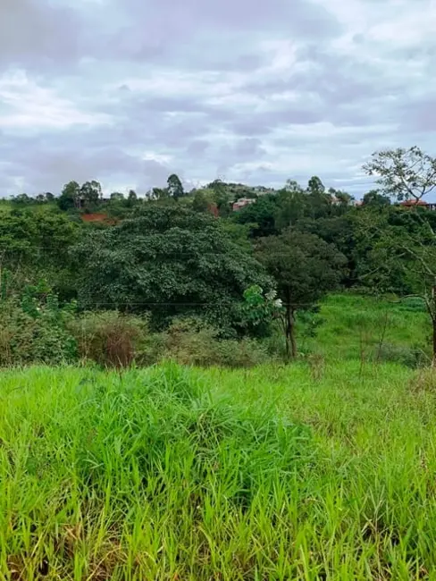 Chácara à venda, 1667m2 em Goiabal, Pindamonhangaba - SP - imagem 4 Foto 4 de Chácara à venda, 1667m2 em Goiabal, Pindamonhangaba - SP