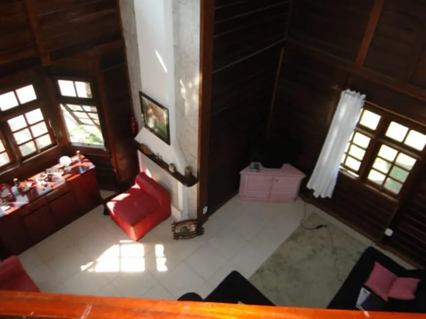 Foto 2 de Chácara com 3 quartos à venda, 200m2 em Pindamonhangaba - SP
