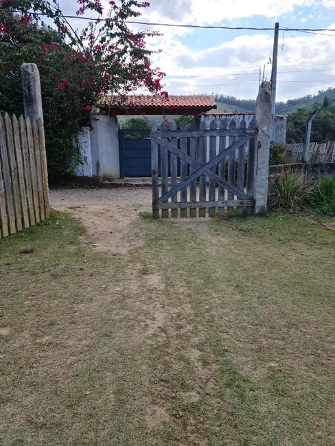 Foto 4 de Chácara com 2 quartos à venda, 200m2 em Bom Sucesso, Pindamonhangaba - SP