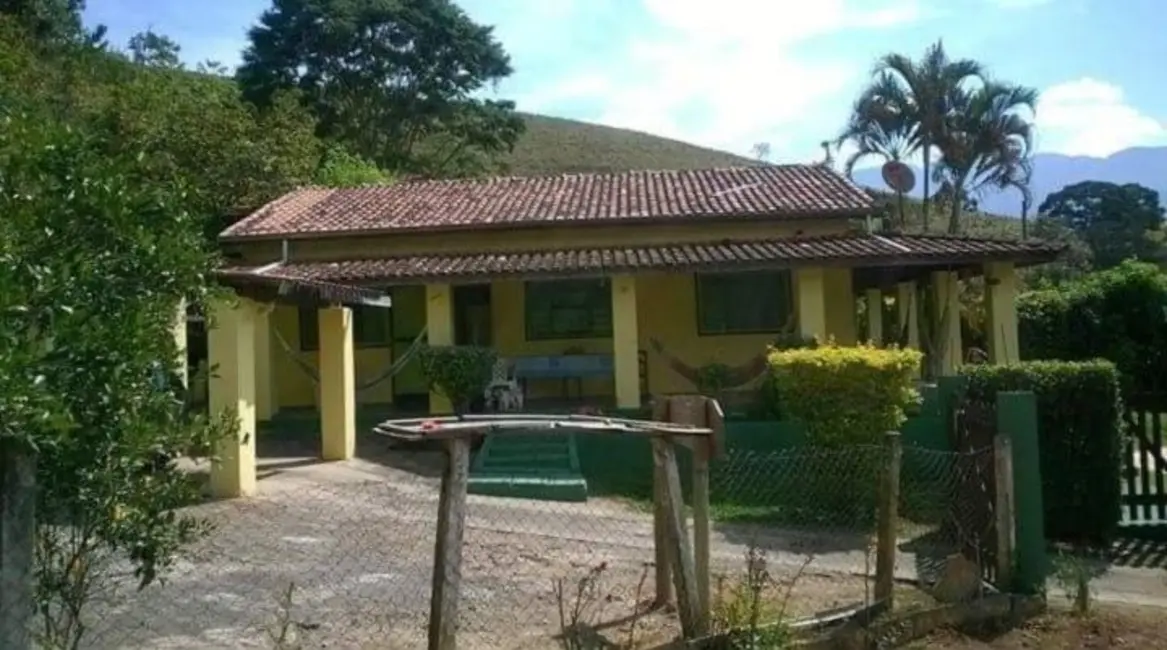 Foto 1 de Chácara com 3 quartos à venda em Ribeirão Grande, Pindamonhangaba - SP