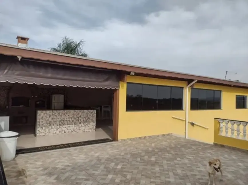 Foto 2 de Chácara com 4 quartos à venda, 460m2 em Taubate - SP