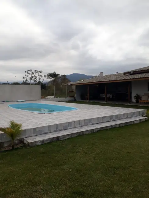 Foto 1 de Chácara com 2 quartos à venda, 100m2 em Bom Sucesso, Pindamonhangaba - SP