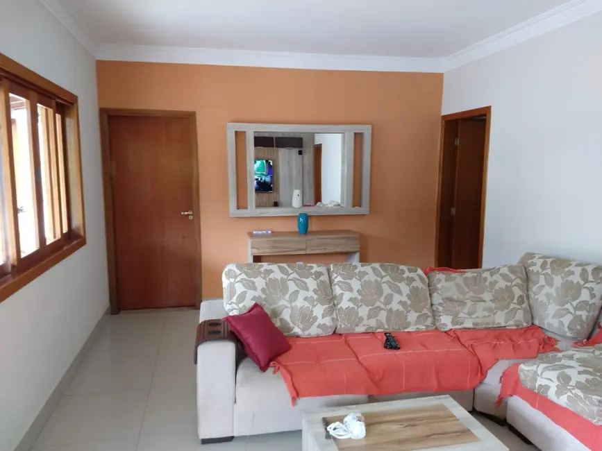 Foto 3 de Chácara com 4 quartos à venda, 500m2 em Alto do Piracuama, Pindamonhangaba - SP