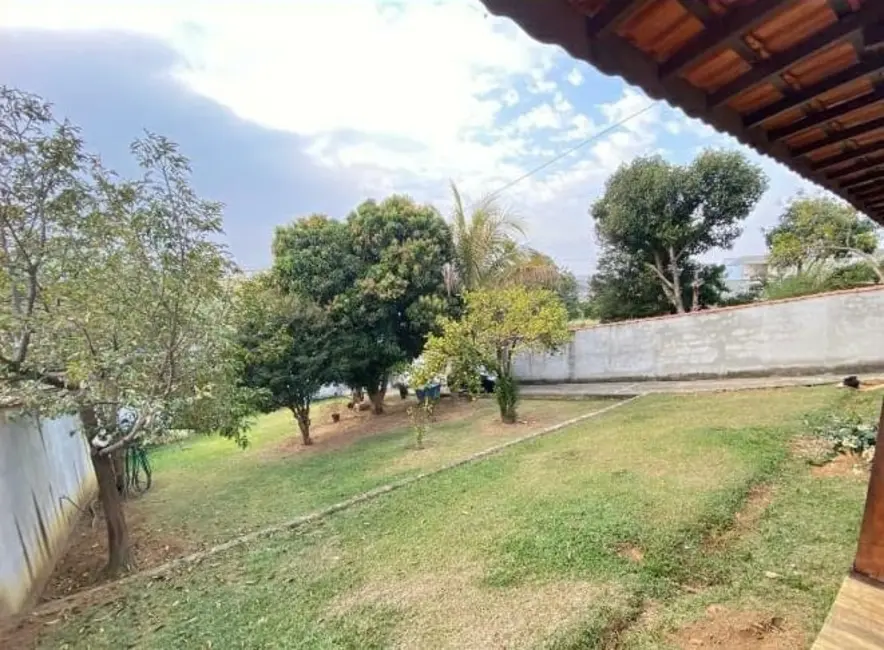 Foto 3 de Chácara com 3 quartos à venda, 128m2 em Jardim Santa Tereza, Taubate - SP