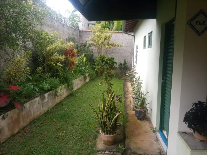 Foto 3 de Chácara com 2 quartos à venda, 3000m2 em Granjas Rurais Reunidas São Judas Tadeu, Taubate - SP