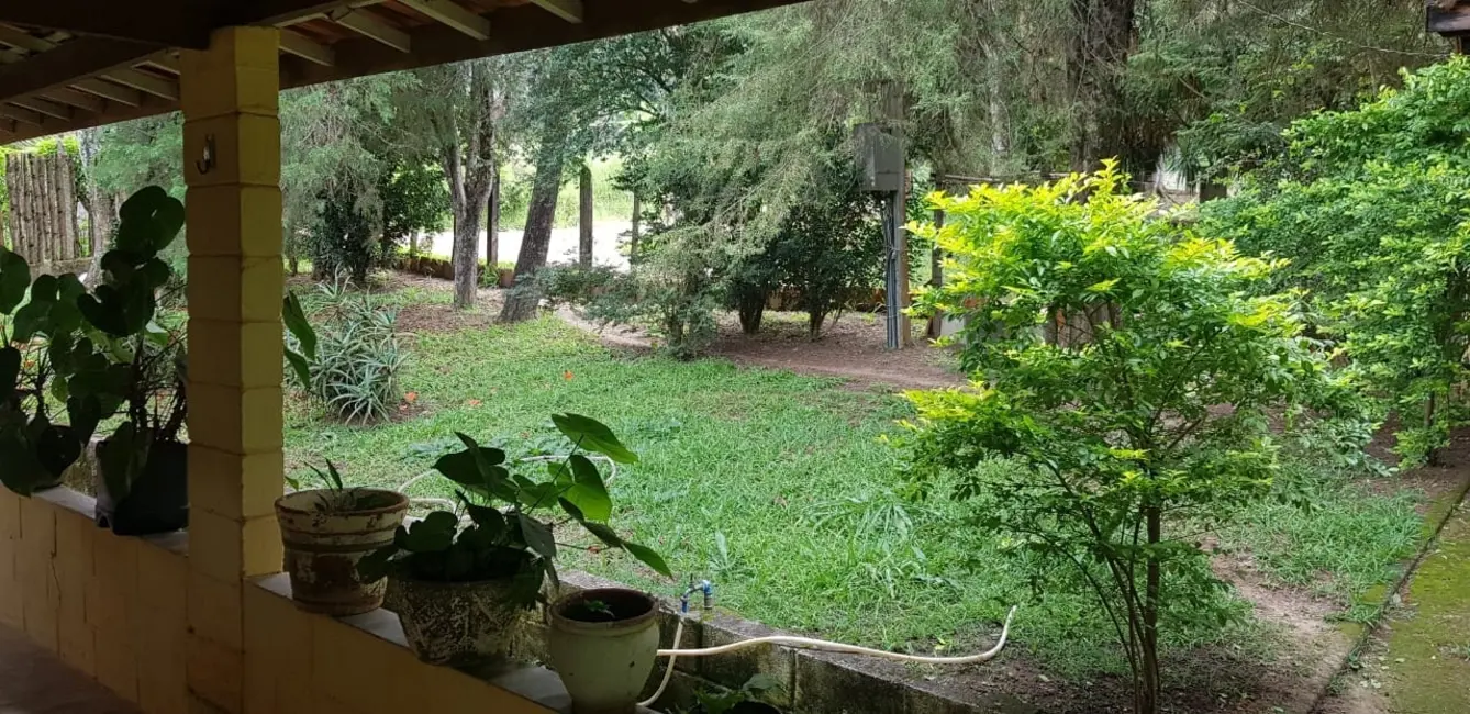 Foto 8 de Chácara com 2 quartos à venda, 158m2 em Goiabal, Pindamonhangaba - SP
