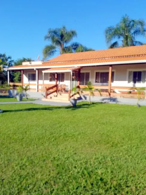 Foto 1 de Chácara com 5 quartos à venda, 5000m2 em Guaratingueta - SP