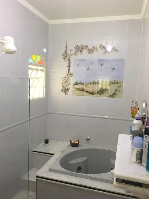 Foto 6 de Sítio / Rancho com 3 quartos à venda, 1000m2 em Guaratingueta - SP