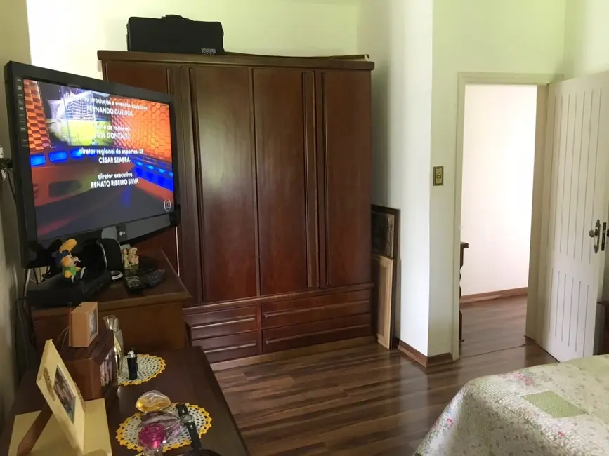 Foto 3 de Sítio / Rancho com 3 quartos à venda, 1000m2 em Guaratingueta - SP