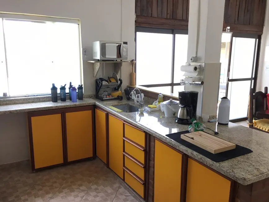 Foto 7 de Sítio / Rancho com 3 quartos à venda, 1000m2 em Guaratingueta - SP