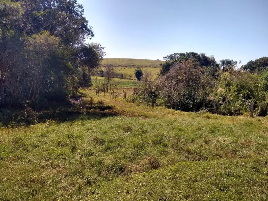 Foto 15 de Chácara à venda, 4000m2 em Bosque dos Ipês, Guaratingueta - SP