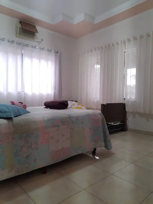 Foto 6 de Chácara com 5 quartos à venda, 550m2 em Roseira - SP