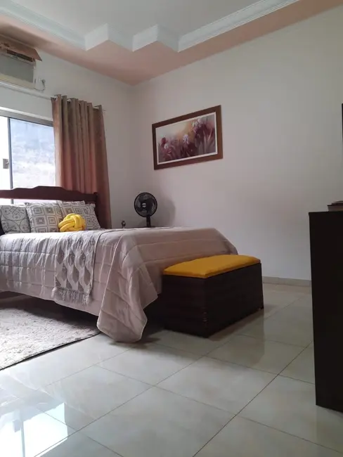 Foto 3 de Chácara com 5 quartos à venda, 550m2 em Roseira - SP