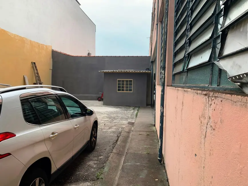 Sala Comercial à venda, 760m2 em Jardim Rosely, Pindamonhangaba - SP - imagem 7 Foto 7 de Sala Comercial à venda, 760m2 em Jardim Rosely, Pindamonhangaba - SP