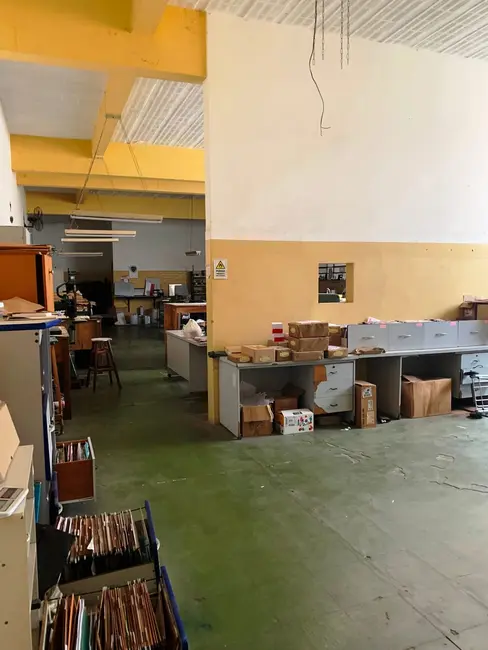 Sala Comercial à venda, 760m2 em Jardim Rosely, Pindamonhangaba - SP - imagem 6 Foto 6 de Sala Comercial à venda, 760m2 em Jardim Rosely, Pindamonhangaba - SP