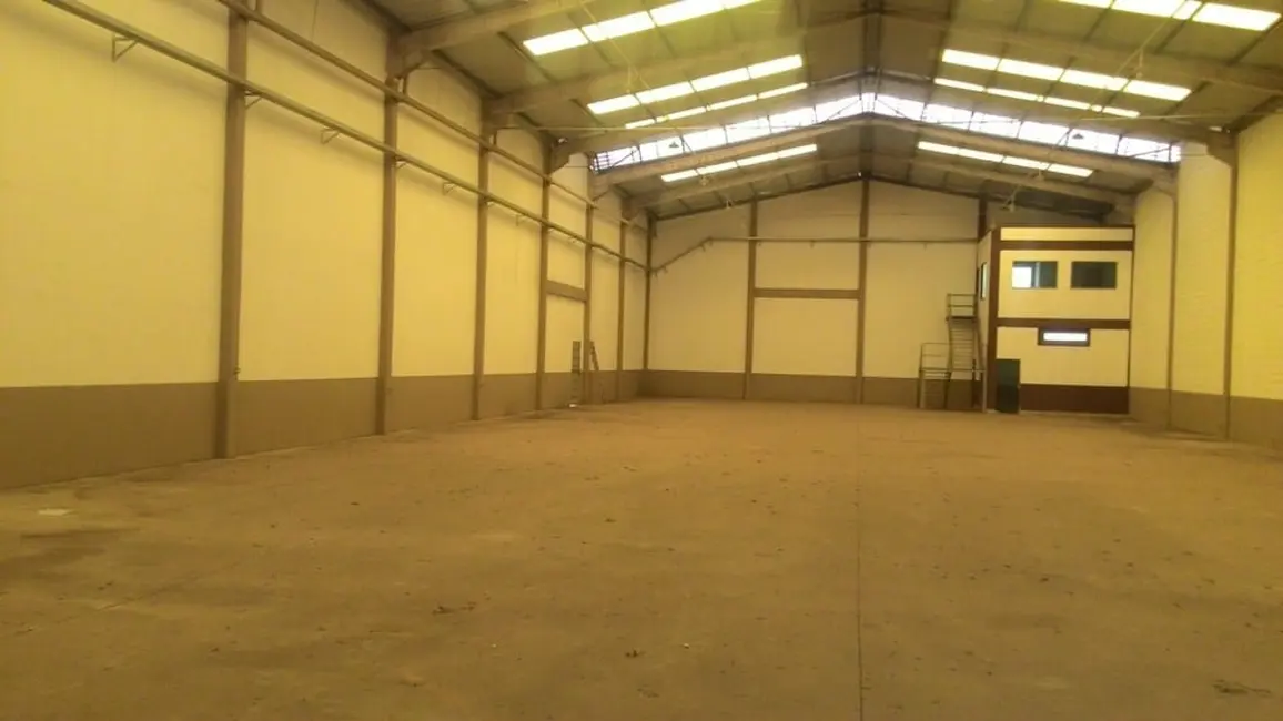 Foto 3 de Armazém / Galpão para alugar, 1050m2 em Residencial e Comercial Cidade Jardim, Pindamonhangaba - SP