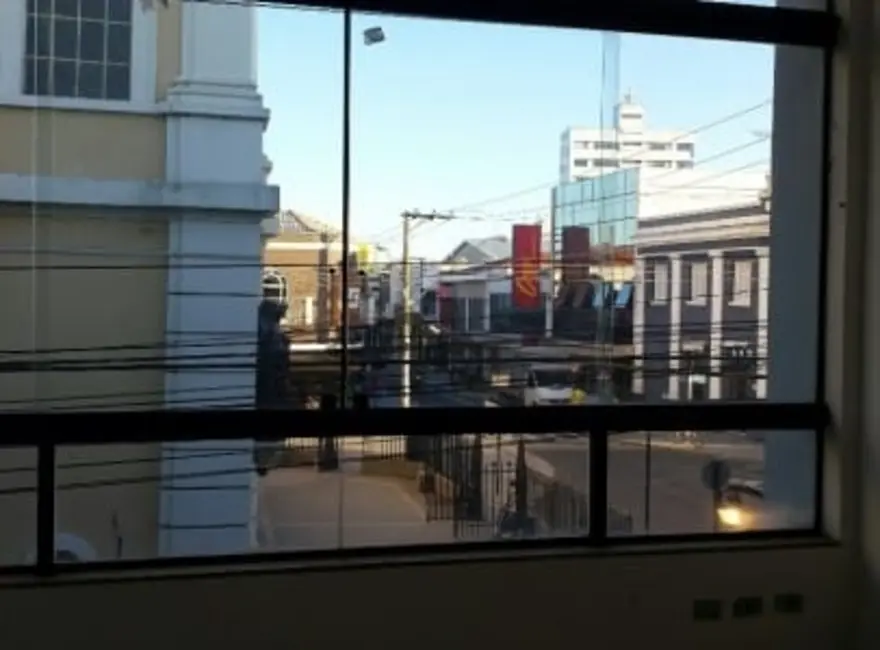 Foto 2 de Sala Comercial para alugar, 814m2 em Centro, Pindamonhangaba - SP