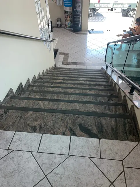 Foto 2 de Sala Comercial para alugar em Pindamonhangaba - SP