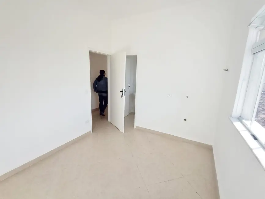 Foto 1 de Sala Comercial com 1 quarto para alugar, 32m2 em Vila São Geraldo, Taubate - SP