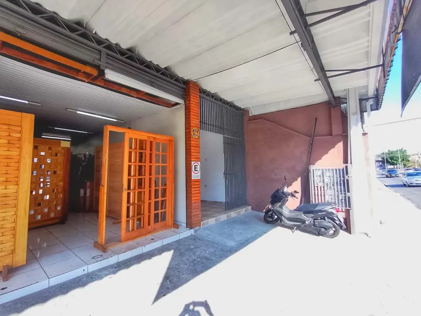 Foto 4 de Sala Comercial com 1 quarto para alugar, 32m2 em Vila São Geraldo, Taubate - SP