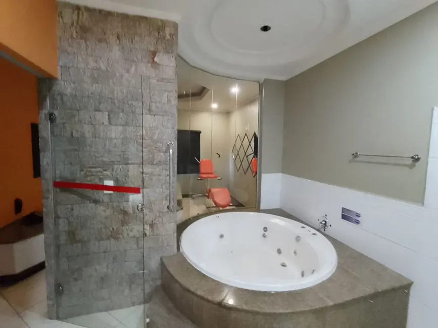 Sala Comercial com 26 quartos à venda, 2020m2 em Residencial e Comercial Cidade Morumbi, Pindamonhangaba - SP - imagem 2 Foto 2 de Sala Comercial com 26 quartos à venda, 2020m2 em Residencial e Comercial Cidade Morumbi, Pindamonhangaba - SP