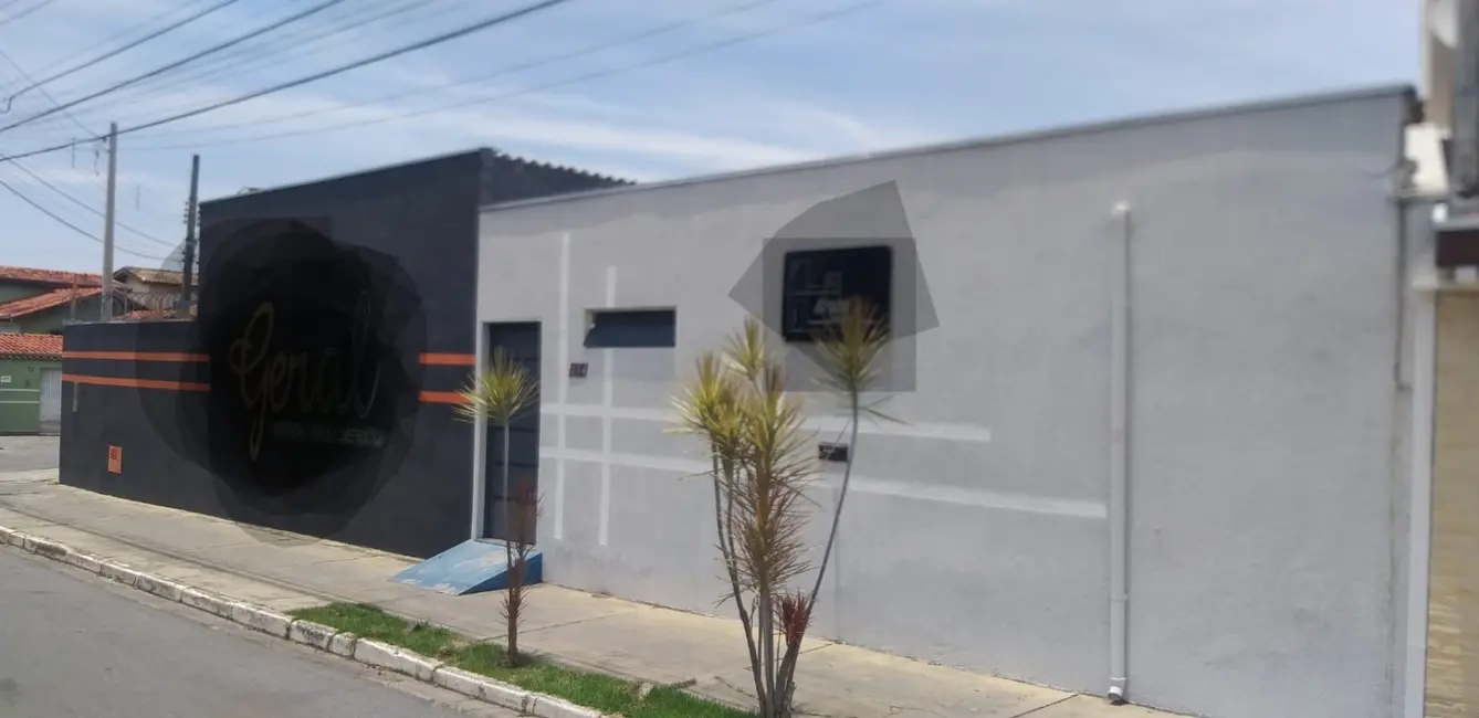 Foto 2 de Armazém / Galpão com 1 quarto à venda, 195m2 em Loteamento Residencial Andrade, Pindamonhangaba - SP