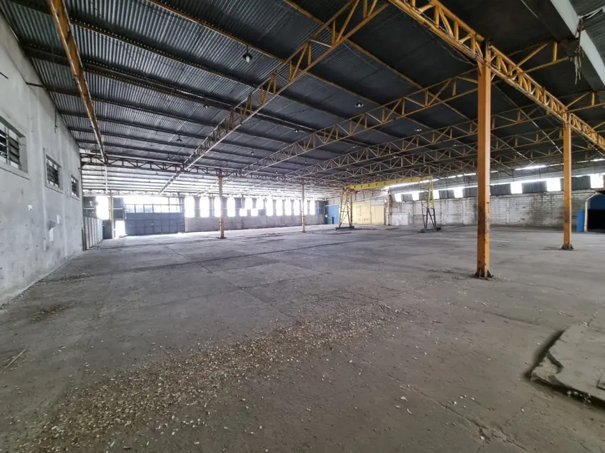 Armazém / Galpão à venda, 1638m2 em Cidade Nova, Pindamonhangaba - SP - imagem 4 Foto 4 de Armazém / Galpão à venda, 1638m2 em Cidade Nova, Pindamonhangaba - SP