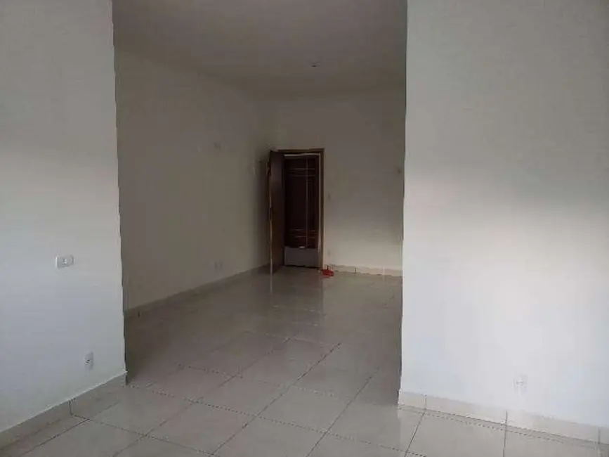 Foto 9 de Sala Comercial à venda, 400m2 em Pindamonhangaba - SP