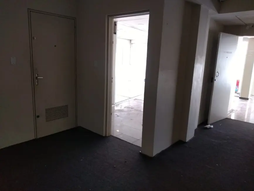 Foto 3 de Sala Comercial à venda, 320m2 em Centro, Pindamonhangaba - SP