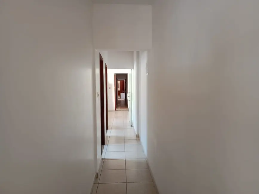 Foto 5 de Casa para alugar, 210m2 em Centro, Taubate - SP