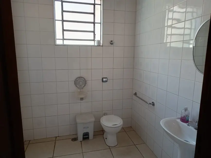 Foto 9 de Casa para alugar, 210m2 em Centro, Taubate - SP