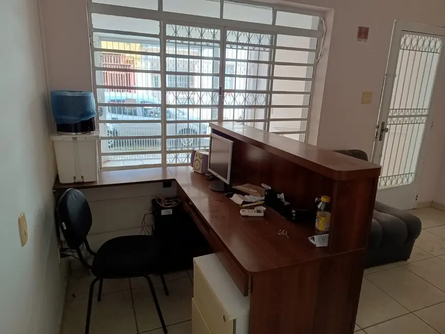 Foto 4 de Casa para alugar, 210m2 em Centro, Taubate - SP