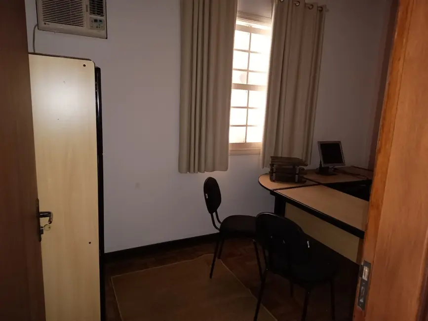 Foto 19 de Casa para alugar, 210m2 em Centro, Taubate - SP