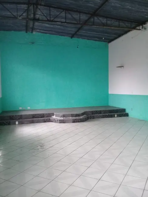 Armazém / Galpão à venda, 240m2 em Vila Rica, Pindamonhangaba - SP - imagem 7 Foto 7 de Armazém / Galpão à venda, 240m2 em Vila Rica, Pindamonhangaba - SP