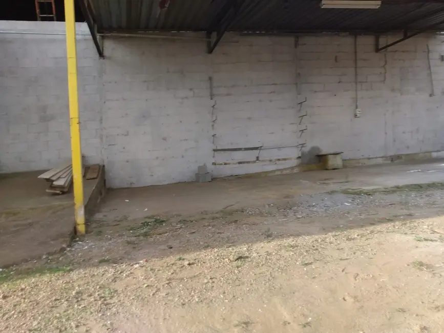 Foto 1 de Armazém / Galpão para alugar, 1968m2 em Triângulo, Pindamonhangaba - SP