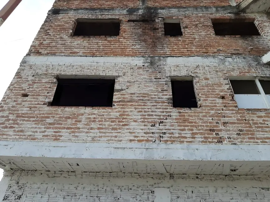 Sala Comercial à venda, 1230m2 em Centro, Aparecida - SP - imagem 3 Foto 3 de Sala Comercial à venda, 1230m2 em Centro, Aparecida - SP