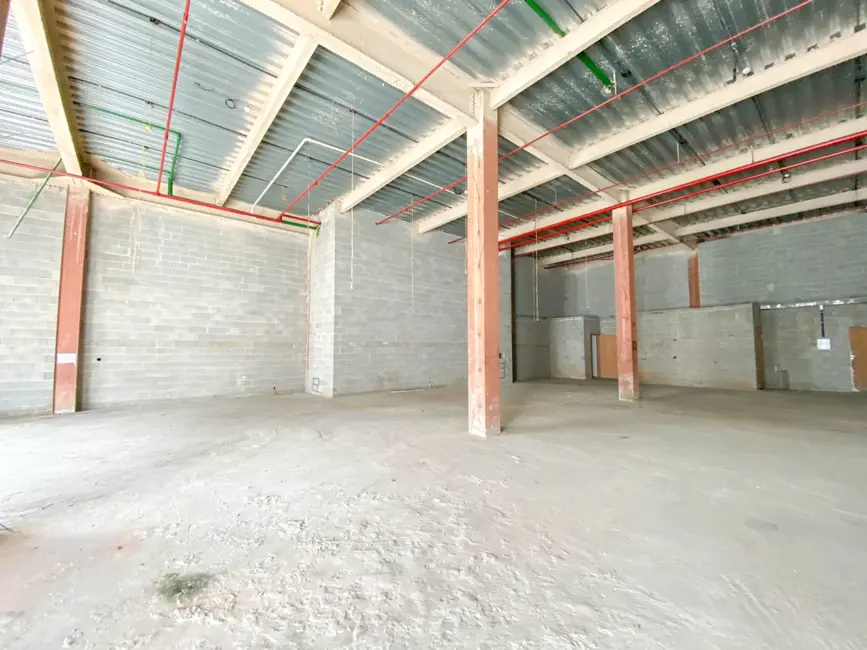 Loja para alugar, 293m2 em Centro, Pindamonhangaba - SP - imagem 9 Foto 9 de Loja para alugar, 293m2 em Centro, Pindamonhangaba - SP