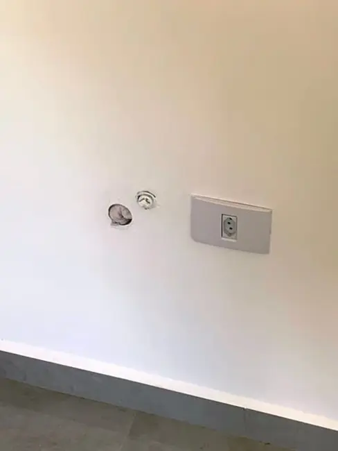 Foto 5 de Sala Comercial para alugar, 10m2 em Jardim Boa Vista, Pindamonhangaba - SP