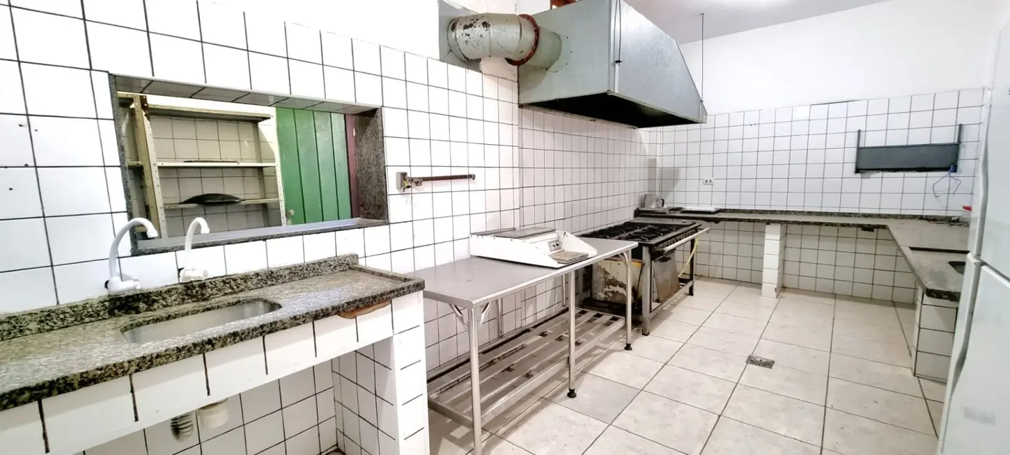 Foto 3 de Casa à venda, 287m2 em Santana, Pindamonhangaba - SP