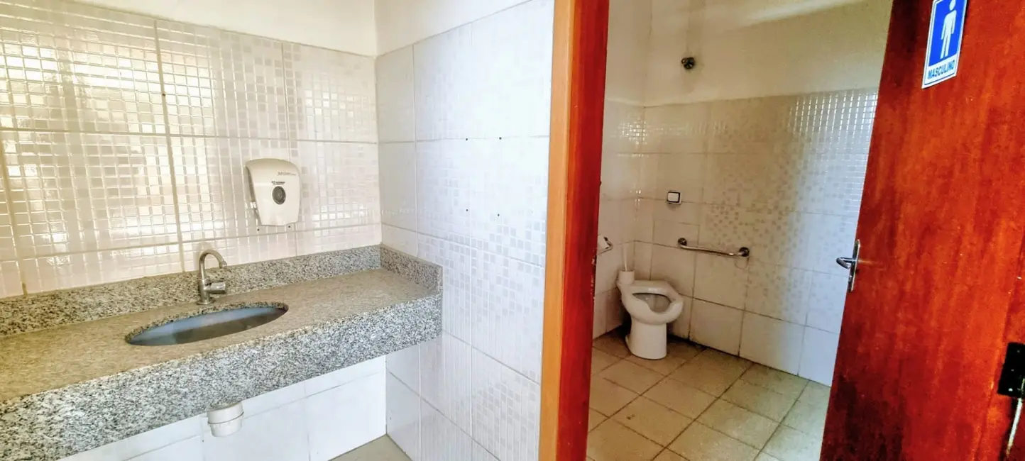 Foto 2 de Casa à venda, 287m2 em Santana, Pindamonhangaba - SP