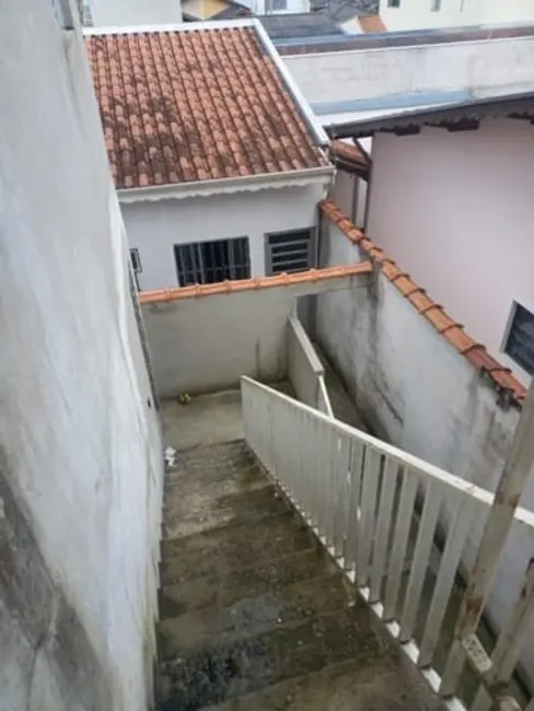 Foto 1 de Casa com 4 quartos à venda e para alugar, 250m2 em Taubate - SP