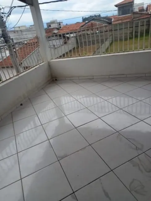 Foto 3 de Casa com 4 quartos à venda e para alugar, 250m2 em Taubate - SP