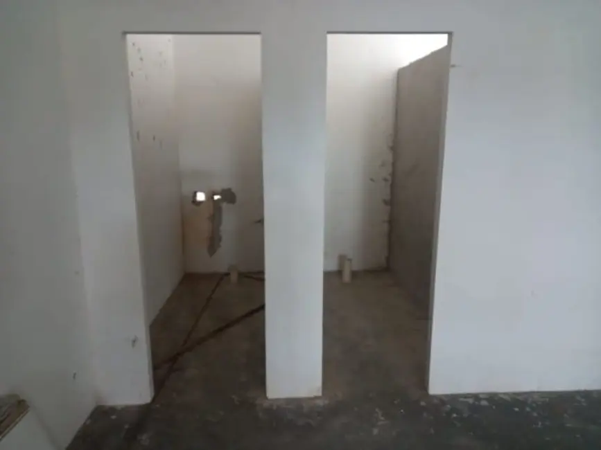 Foto 9 de Casa com 4 quartos à venda e para alugar, 250m2 em Taubate - SP