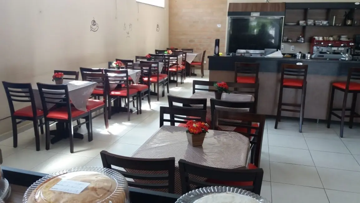 Foto 2 de Loja à venda, 330m2 em Jardim Garcez, Taubate - SP