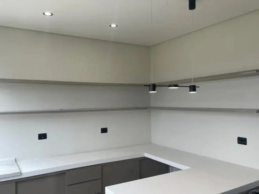 Foto 1 de Sala Comercial para alugar, 68m2 em Parque Senhor do Bonfim, Taubate - SP