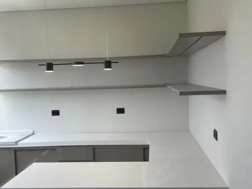 Foto 2 de Sala Comercial para alugar, 68m2 em Parque Senhor do Bonfim, Taubate - SP