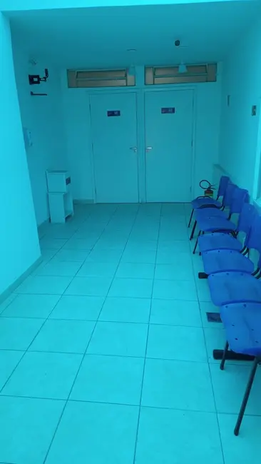 Foto 1 de Casa com 4 quartos à venda, 117m2 em Parque São Domingos, Pindamonhangaba - SP